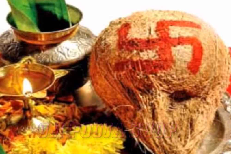 Nariyal & Bindi Offering to Maa Durga